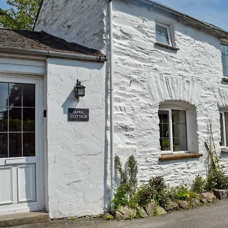 April 펜션 뉴비브리지